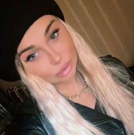 Lulu — 7 / 8