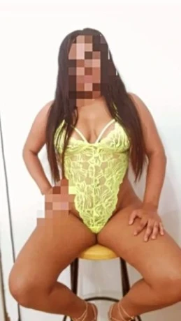 Renata Marquês — 4 / 5