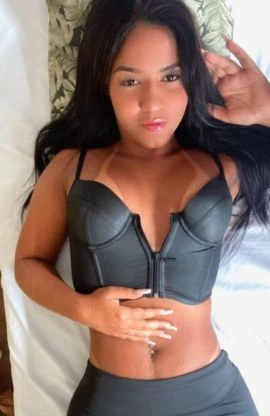 Bia Gomes — 3 / 8