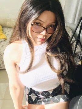 Lala — 4 / 5
