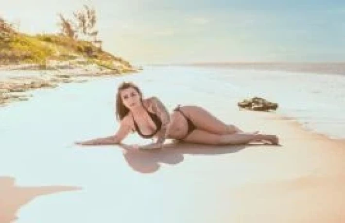 Juliana Mendes — 4 / 5