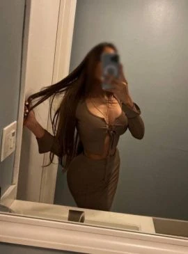 Mia — 4 / 8
