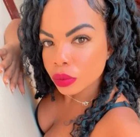 Carol Sanches — 4 / 9