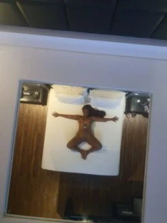 Mia Fogasa — 1 / 7