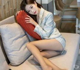 Female Escort — 4 / 5