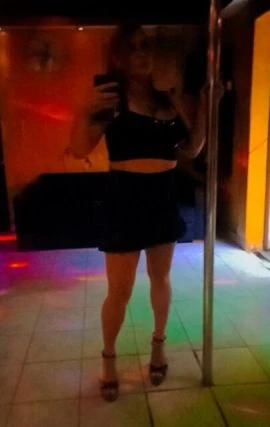 Paula Monique — 4 / 5
