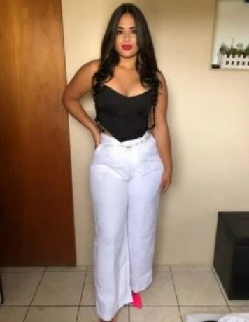 Larissa Ferreira — 4 / 7