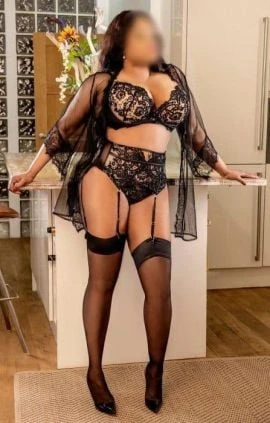 Mistress Jazmine — 3 / 4