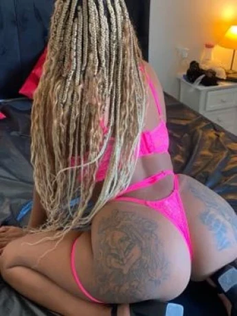 Bruna Souza — 3 / 5