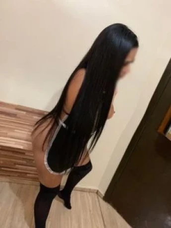 Sabrina Muniz — 5 / 9