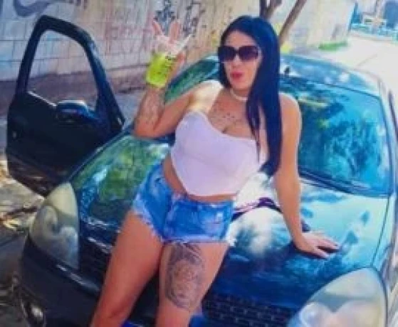 Taysa Moura — 5 / 9