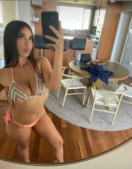 Clara — 3 / 7