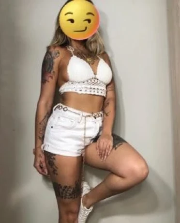 Sophia Becker — 6 / 8