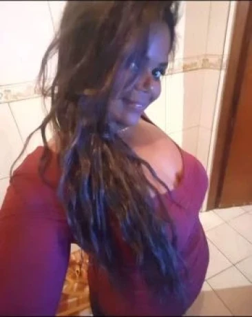 Layara Artazzio — 7 / 9