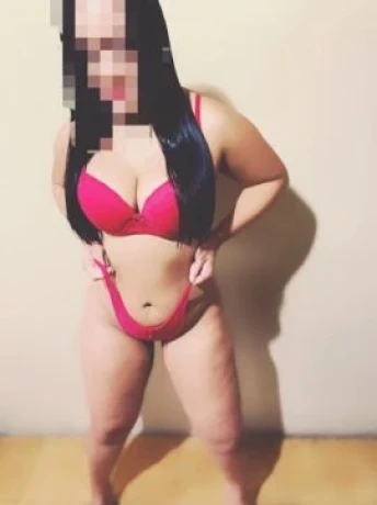 Carol Oliveira — 3 / 8