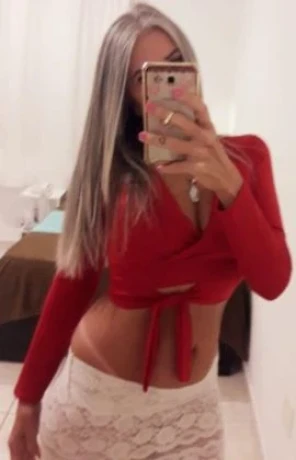 Ágata Albuquerque — 6 / 9