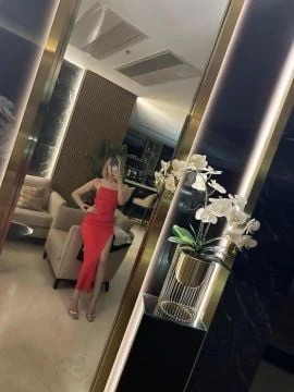 Bella — 7 / 9