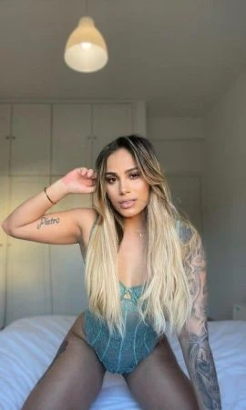 Kim — 2 / 4