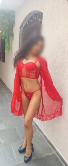 Gabriela Castro — 3 / 5