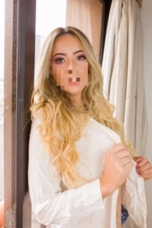 Mariana Lins — 6 / 8