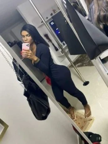 Laís Salimeni — 3 / 9