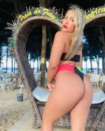 Mirella Oliveira — 2 / 9