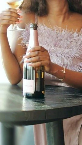 Sally T, Escort, Den Haag
