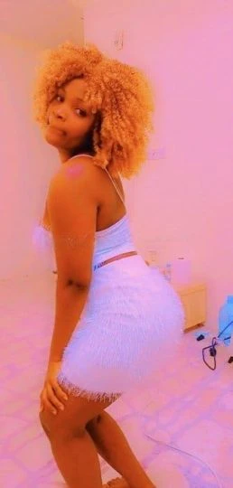 Rissy, Escort, Riyadh