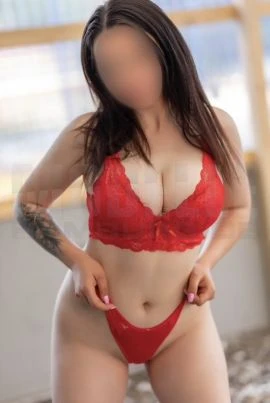 Emily — 3 / 8