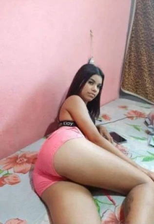 Pati Paiva — 4 / 5