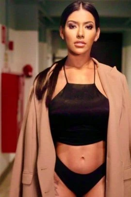 Jade — 6 / 9