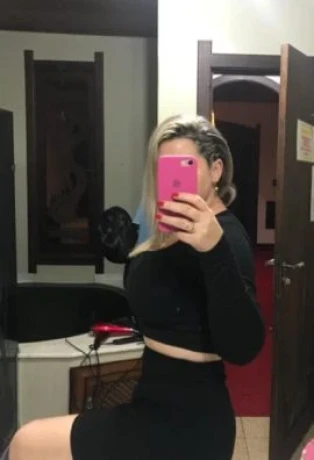 Patrícia Goulart — 4 / 5