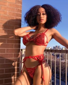 Maya — 4 / 9
