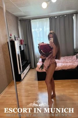 Mila — 5 / 9