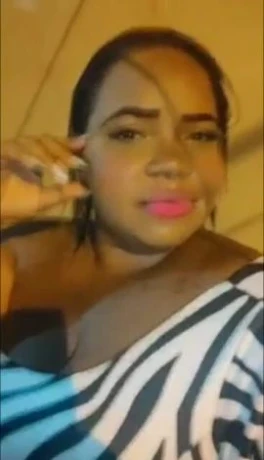 Rayane Santos — 2 / 5