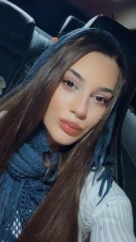 Eva — 3 / 9