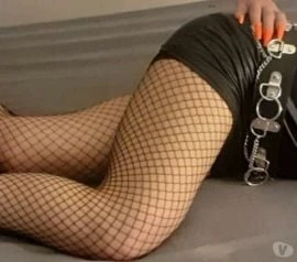 Female Escort — 2 / 4