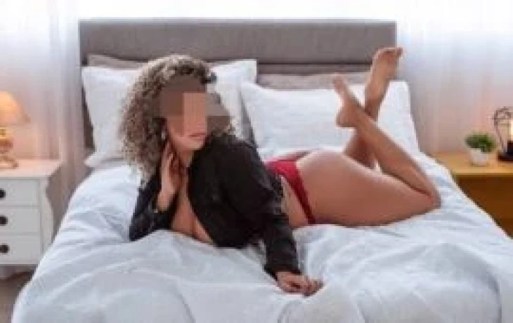 Antonella Burguês — 4 / 5