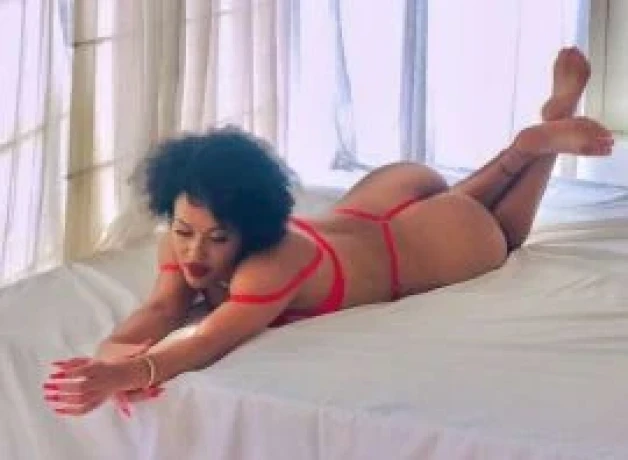 Lorena Maia — 2 / 7