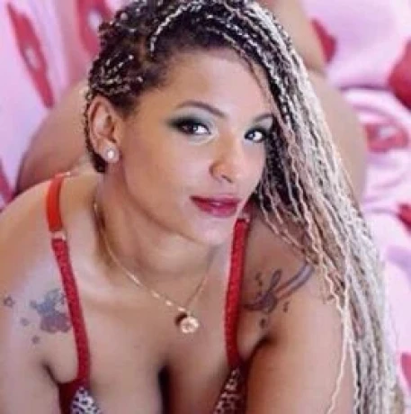 Hana Lorena — 7 / 9