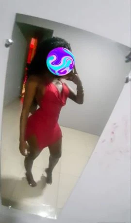 Luna Dias — 8 / 9