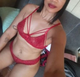 Isabela Sousa — 3 / 5