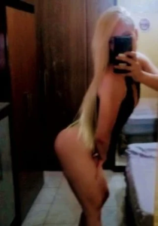 Laura Lancaster — 2 / 5
