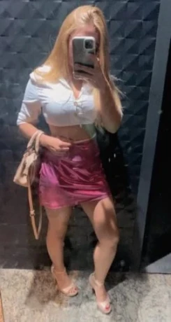 Carolina Mendes — 3 / 4