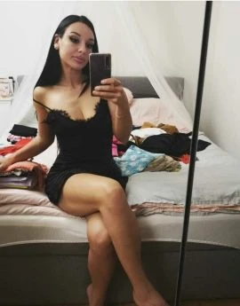 Valentina — 4 / 5