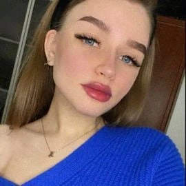 Alex — 7 / 8