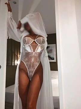 Natalie, Escort, London