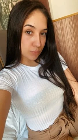 Tessy Molly, Escort, Riyadh