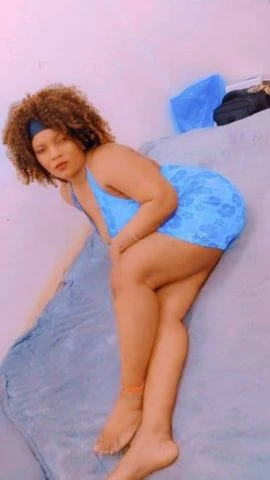 Sara Bella — 3 / 5