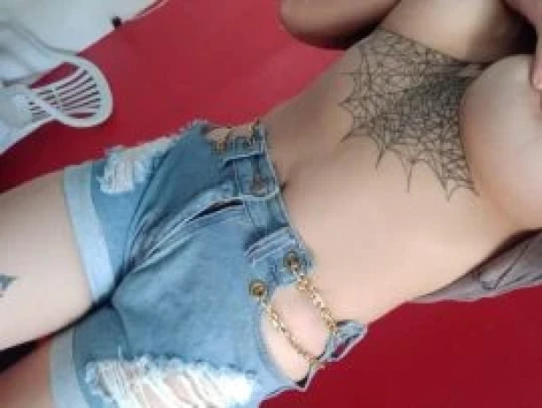 Dani Novaes — 2 / 5